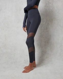 Legging Instinct