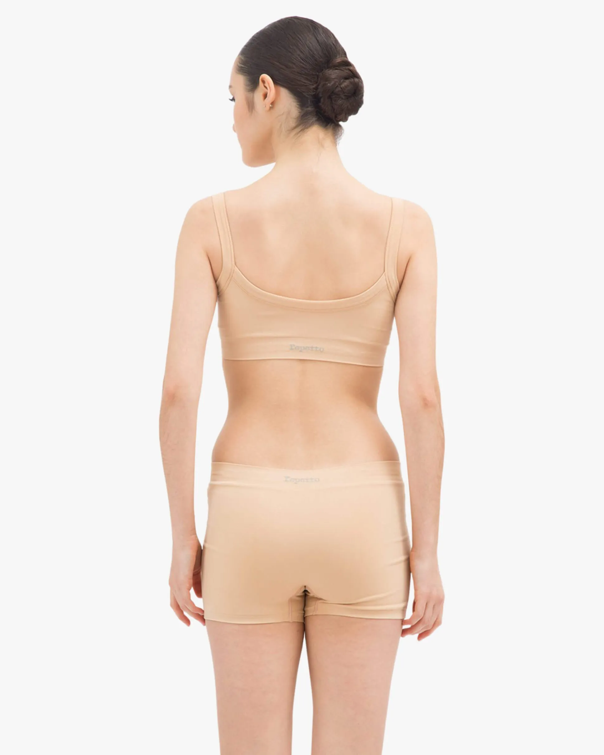 Shorty seamless